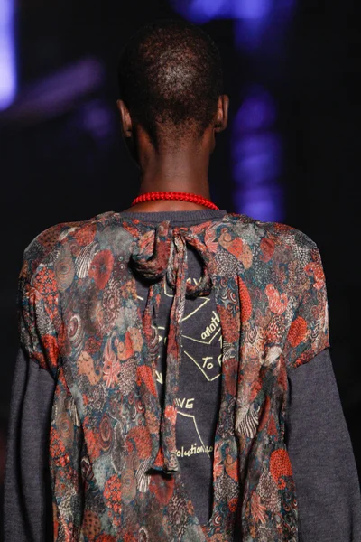 Look 9